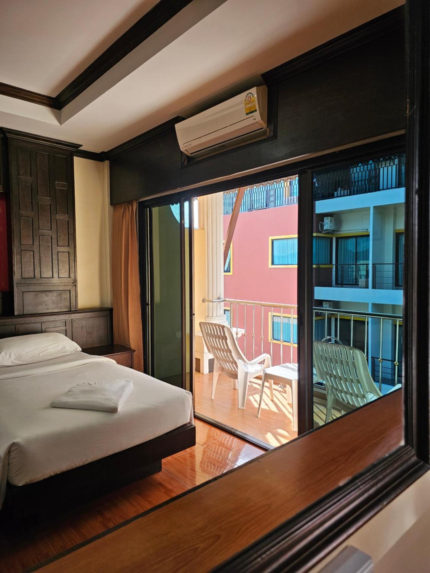 Nanai 2 Residence Patong Phuket Exteriör bild
