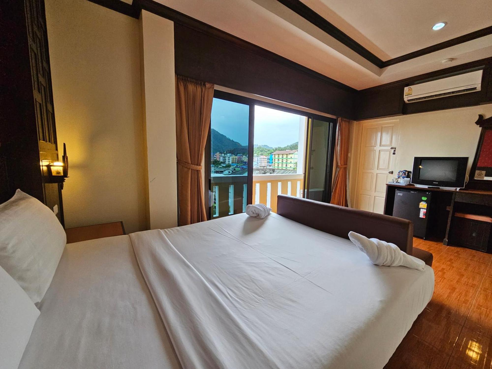Nanai 2 Residence Patong Phuket Exteriör bild